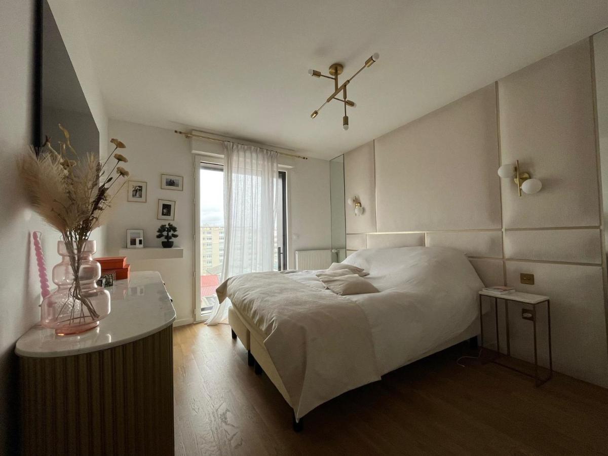 Luxueux Climatise Avec Terrasse, 6 Couchages - 17eme Arrondissement De Paris Apartment Clichy